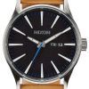 Nixon Quartz Sentry Leather Black Dial A105-1602-00 Mens Watch