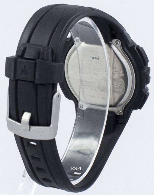 タイメックスは、アイアンマン トライアスロン頑丈な 30 ラップ Indiglo デジタル T5K793 メンズ腕時計をスポーツします。