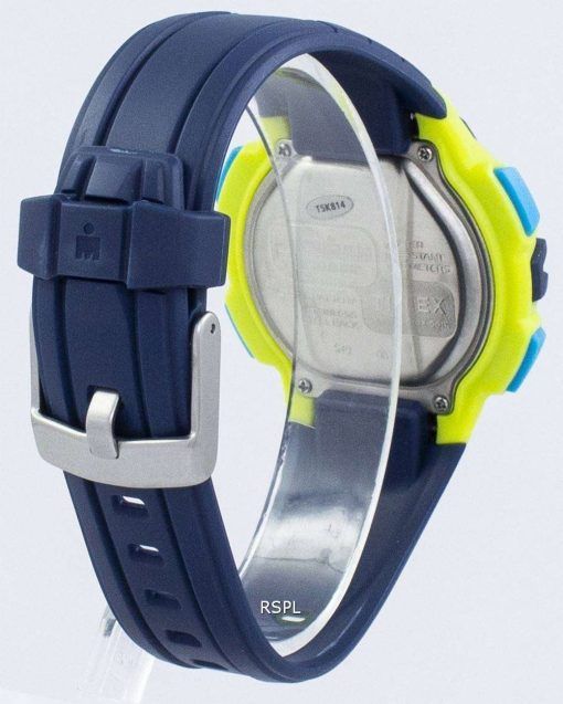 タイメックスは、アイアンマン トライアスロン頑丈な 30 ラップ Indiglo デジタル T5K814 メンズ腕時計をスポーツします。