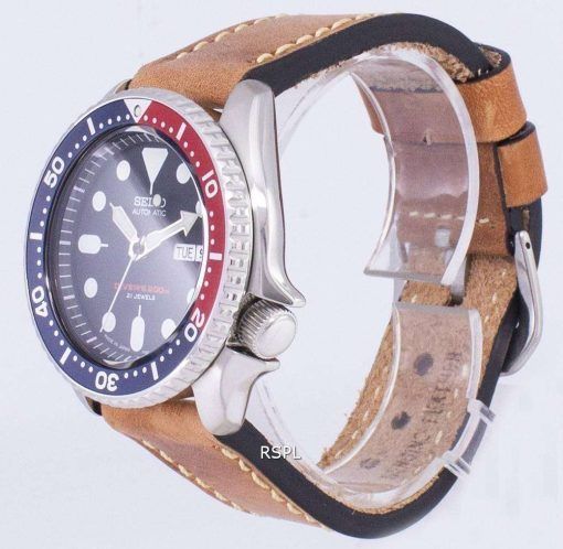 茶色の革ストラップ メンズ腕時計セイコー自動 SKX009J1 LS17 ダイバー 200 M 日本