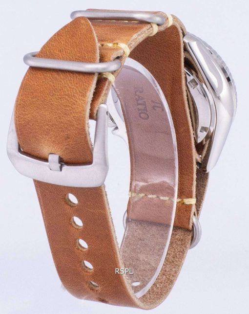 茶色の革ストラップ メンズ腕時計セイコー自動 SKX011J1 LS18 ダイバー 200 M 日本