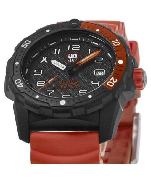 ルミノックス ベアグリルス サバイバル ネバーギブアップ 限定版 ブラックダイヤル クォーツ ダイバーズ XB.3729.NGU 200M メンズ腕時計