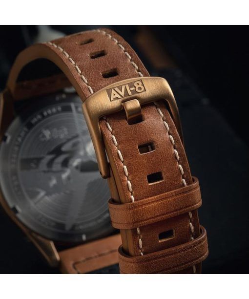 AVI-8 スピットファイア ロック クロノグラフ レザーストラップ ブロンズ グリーン ダイヤル クォーツ AV-4089-02 メンズ腕時計