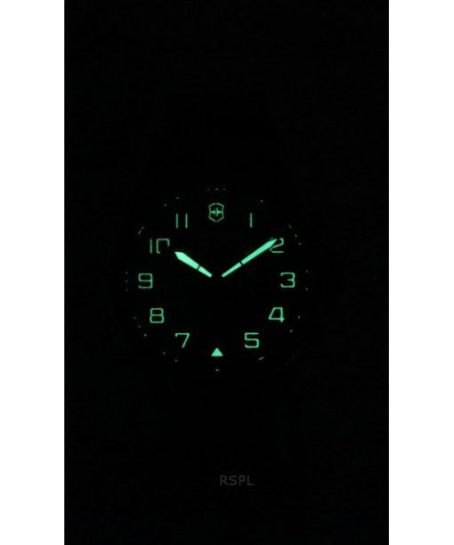 Victorinox Swiss Army フィールドフォース スポーツ クロノグラフ ラバーストラップ ブラック ダイヤル クォーツ 241889 100M メンズ腕時計